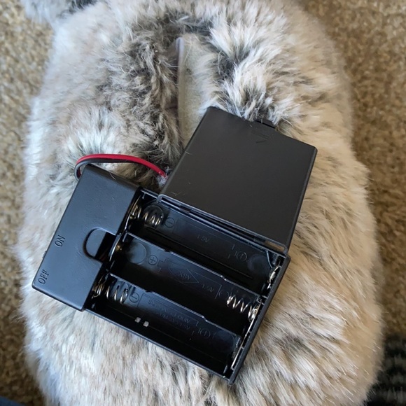 Pottery Barn Teen Bluetooth Speaker Racoon - Picture 11 of 14